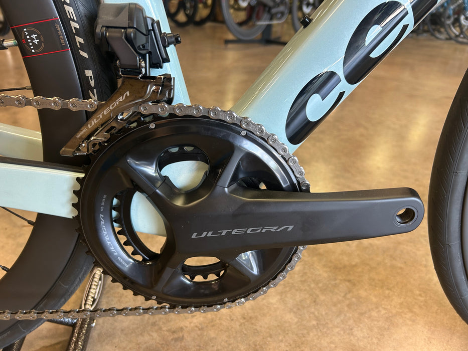 2023 Cervelo Caledonia 5 Shimano Ultegra Di2 12 Speed Reserve 40/44