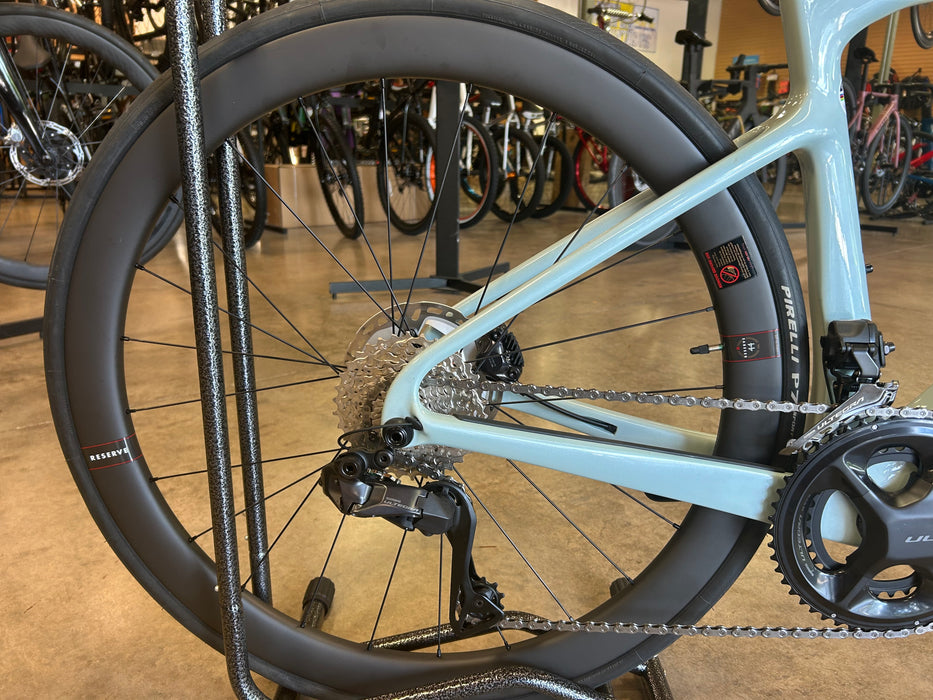 2023 Cervelo Caledonia 5 Shimano Ultegra Di2 12 Speed Reserve 40/44