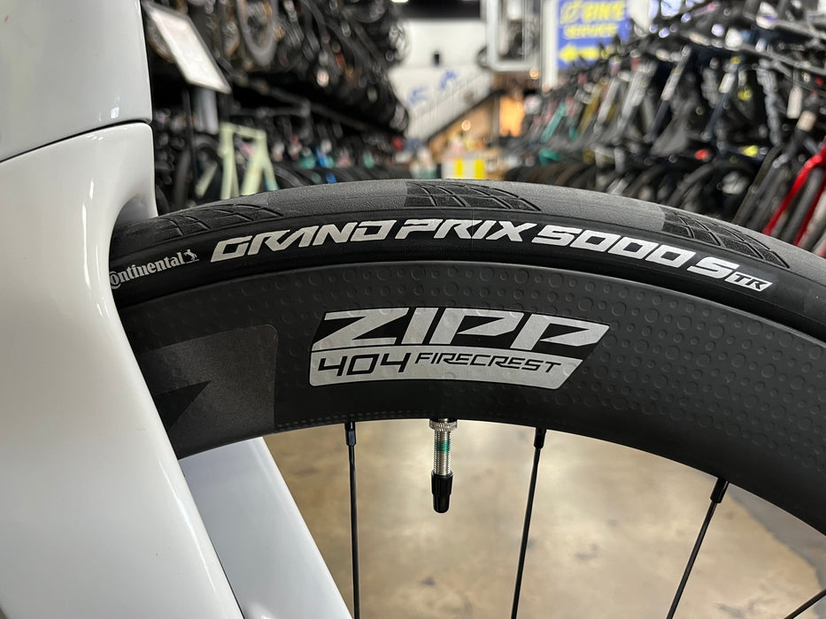 Felt IA FRD 2.0 SRAM Force eTap AXS 1X Powermeter ZIPP 404/808 Firecrest Wheels - 2024