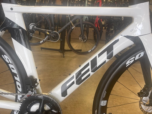 Felt Aero Advanced Shimano 105 Di2 Reynolds AR 58