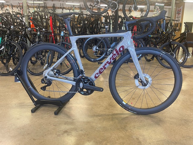 Cervelo Soloist Ultegra Di2 4iii Reserve 42/49