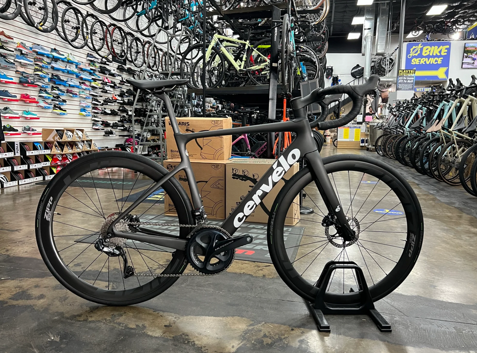 Cervelo Caledonia-5 Disc Ultegra Di2 11spd Zipp 303S