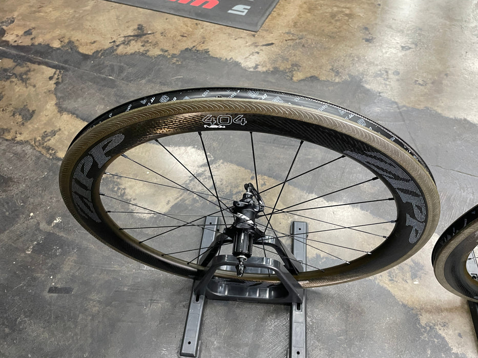 Zipp 404 NSW Carbon Tubeless Rim Brake Wheelset - Demo