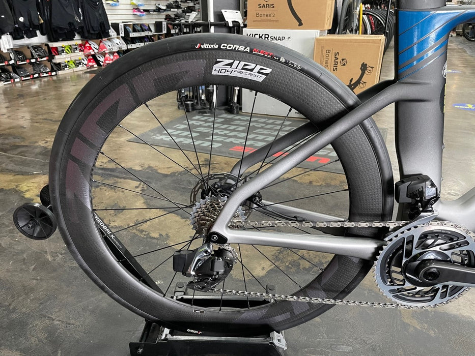 Argon 18 E-118 Tri+ Disc SRAM Red eTap AXS / Zipp 404 Firecrest - Black Frozen To Grey Matte 2023