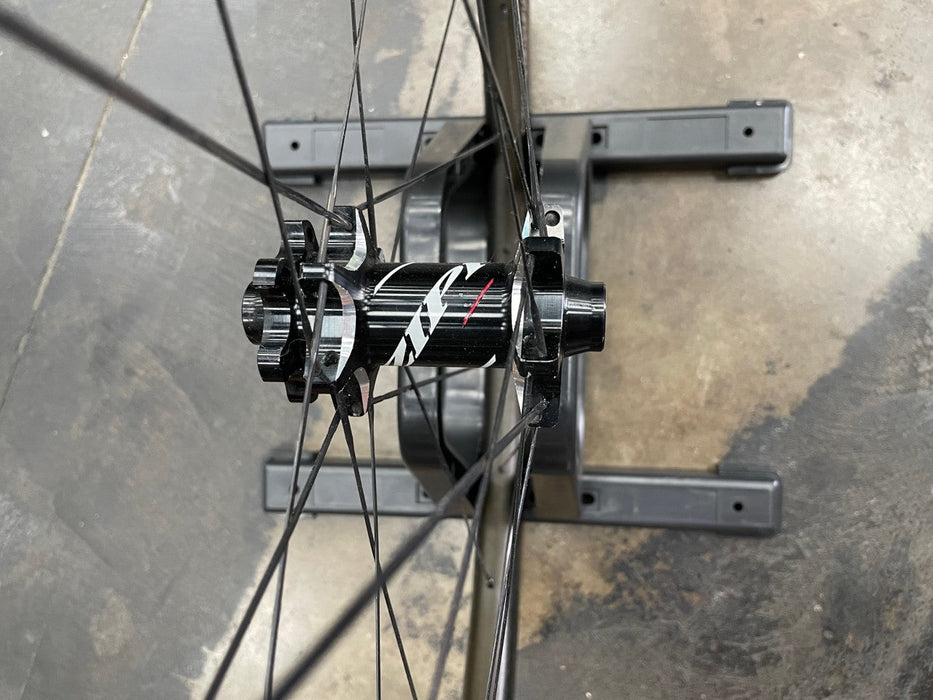 Zipp 303 Firecrest 6-Bolt Disc Brake Carbon Clincher Wheelset